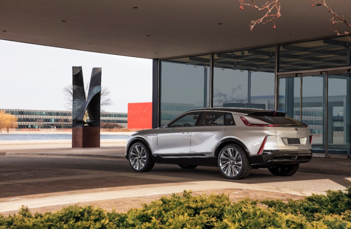 Behind Cadillac’s Ambitious All-Electric Debut, the LYRIQ Crossover – COOL HUNTING®