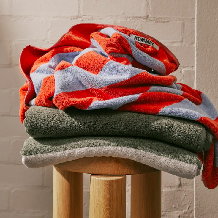Striped Towel – COOL HUNTING®