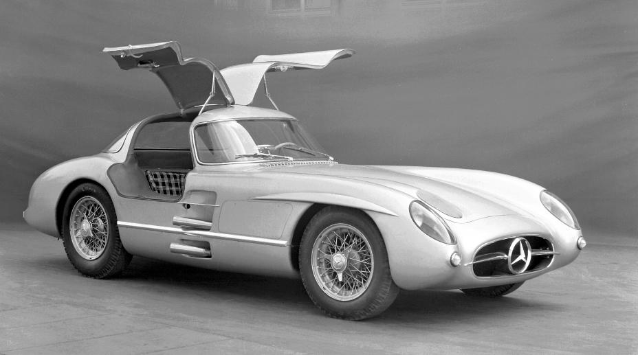 the Mercedes-Benz 300 SLR Uhlenhaut Coupe – COOL HUNTING®