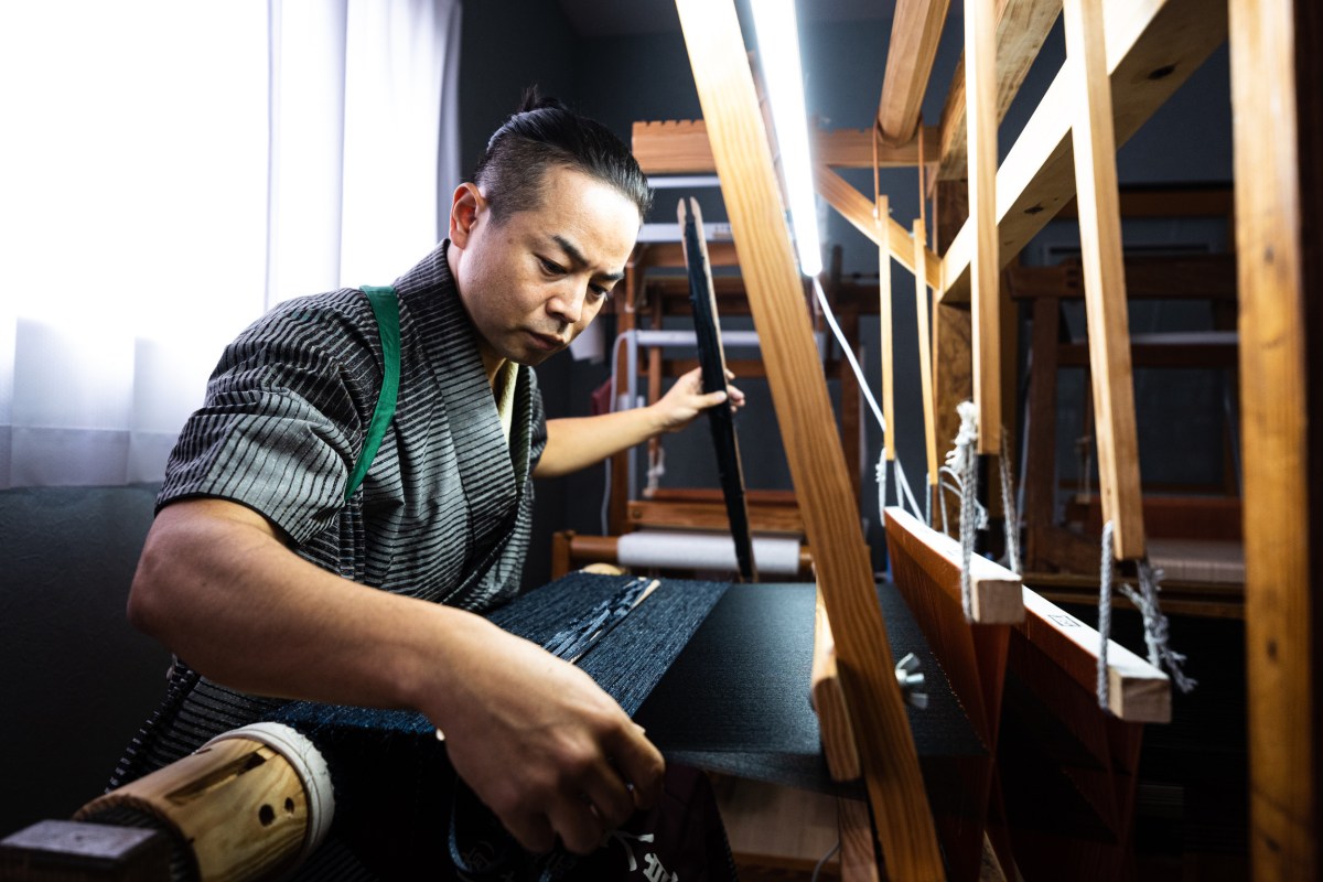 COOL HUNTING Ferrari Roma Tailor Made’s Japanese Artisans: Sakiori – COOL HUNTING®