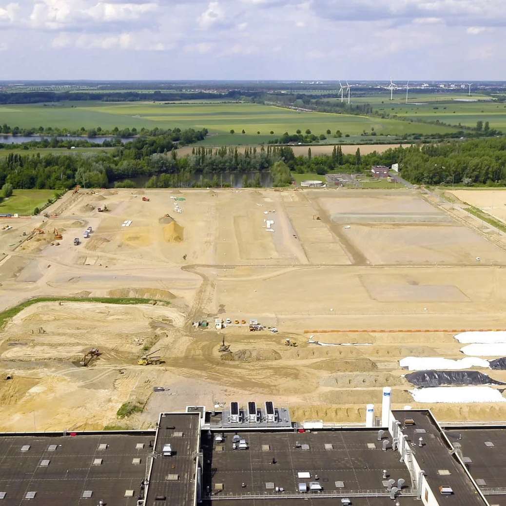 Volkswagen Starts Construction on a Massive Cell Factory – COOL HUNTING®