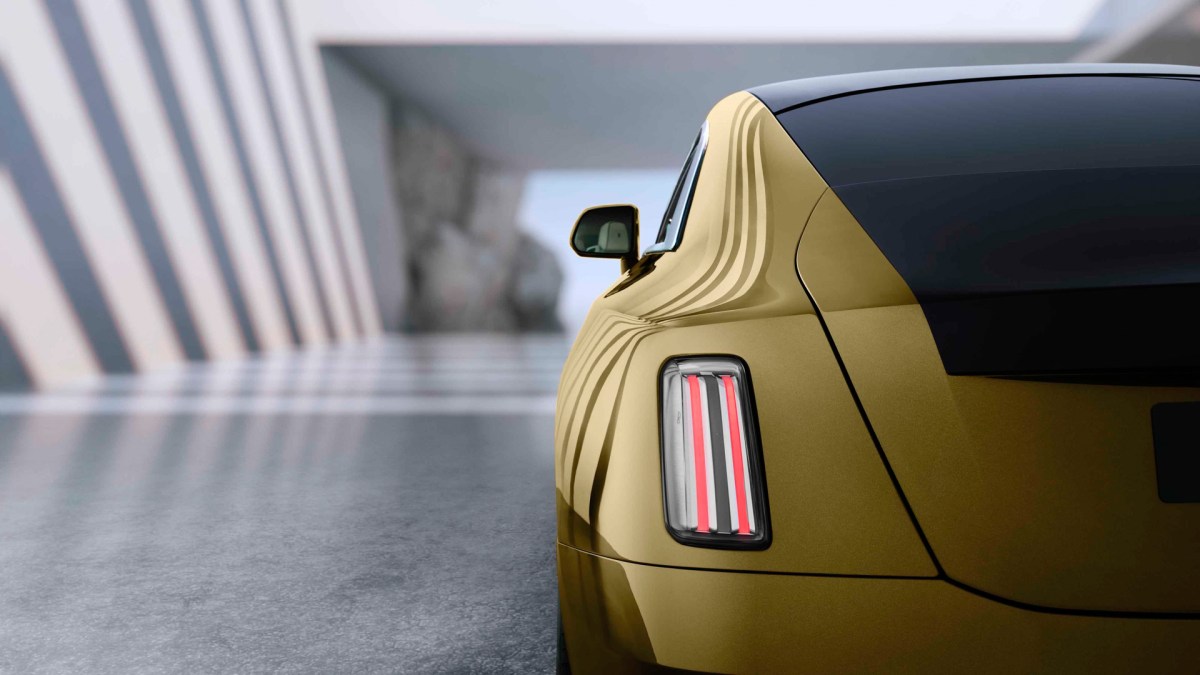 Rolls-Royce Debuts Spectre, Their First Fully Electric Vehicle – COOL HUNTING®