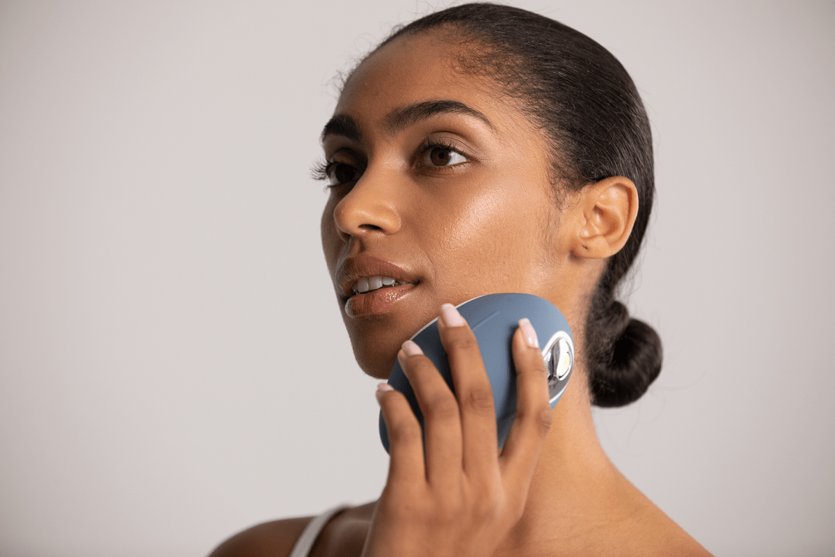 Droplette’s Skincare Device Delivers Ingredients Below the Surface of Skin – COOL HUNTING®