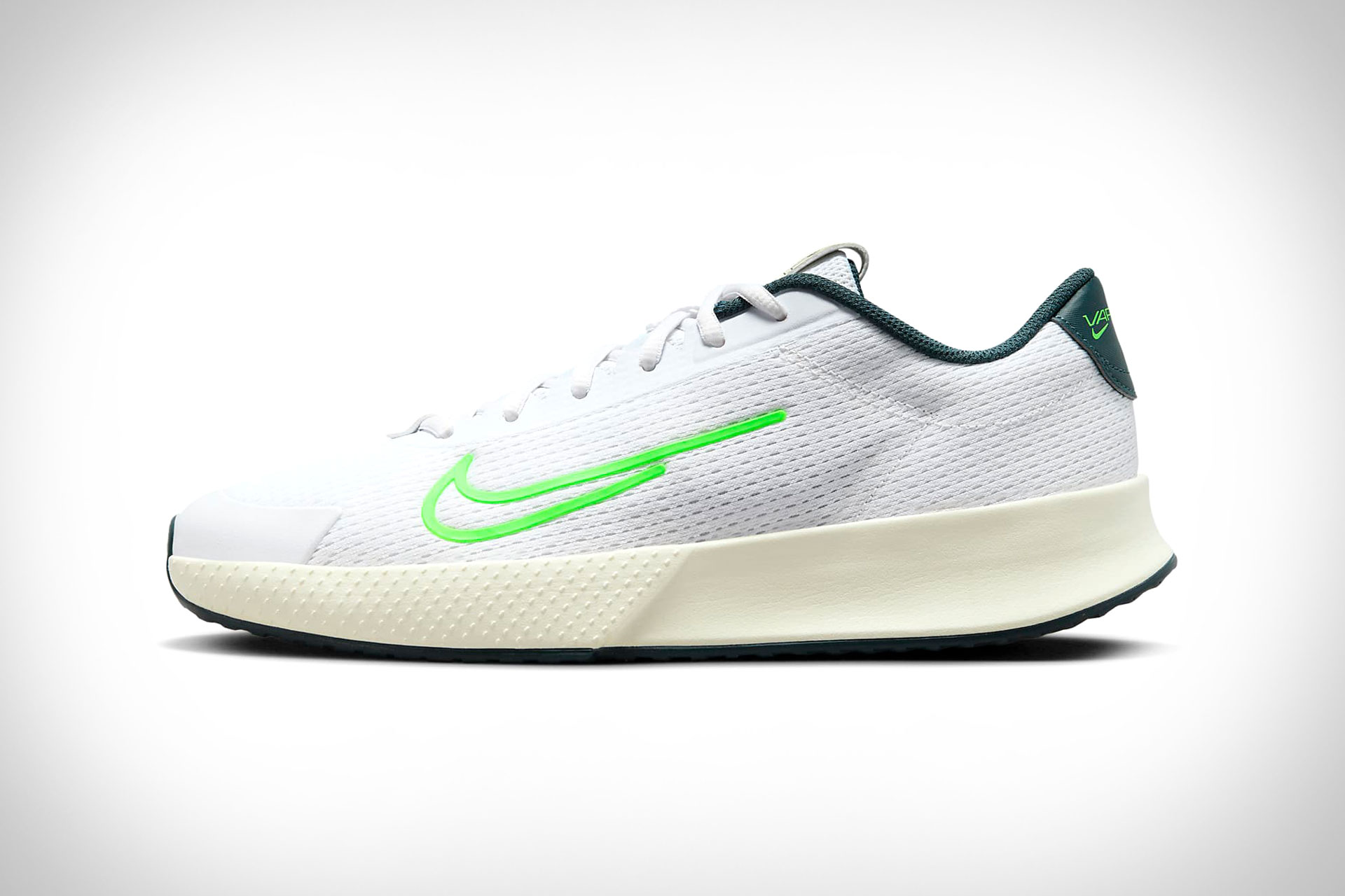 NikeCourt Vapor Lite 2 Tennis Shoes