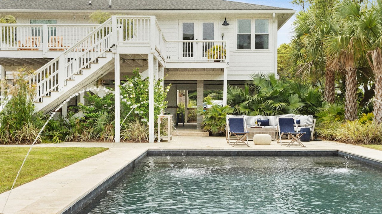 16 Best Airbnbs in Charleston, SC For Your 2024 Vacation